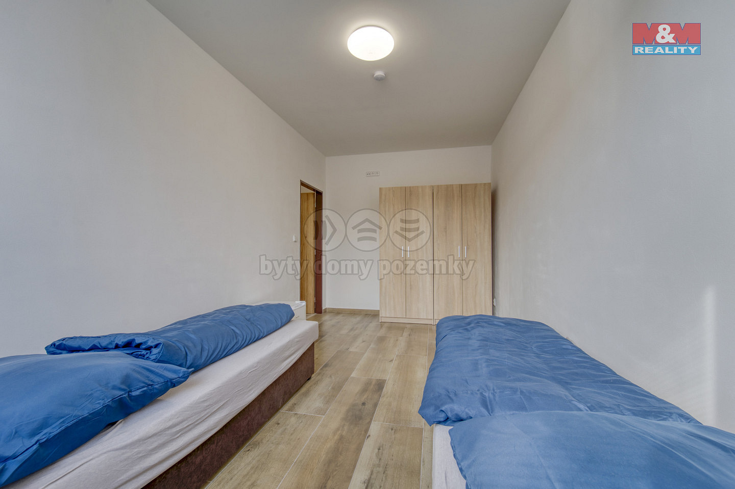 Pronájem bytu 1+kk 10 m² – fotografie 4