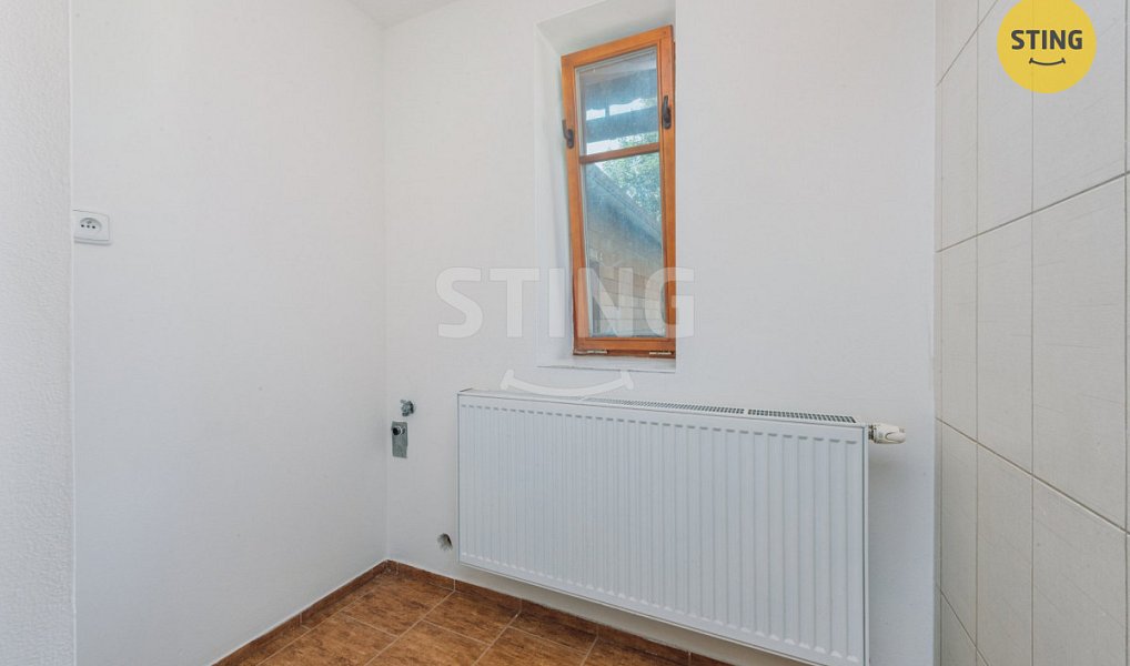 Prodej domu 272 m² s pozemkem 5 189 m², Stará Paka – náhled fotky 13