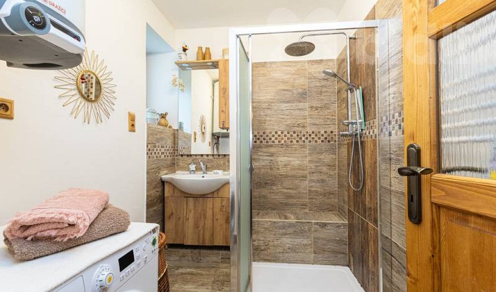 Prodej domu 110 m² s pozemkem 1 553 m², Kvášňovice – náhled fotky 4