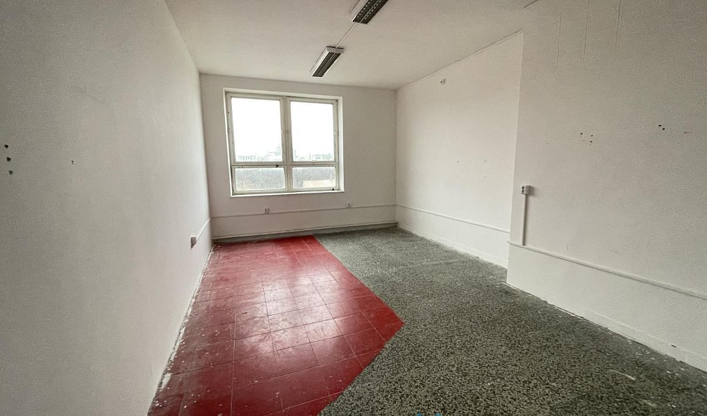 Pronájem skladovacích prostor 500 m², Miroslav – náhled fotky 9