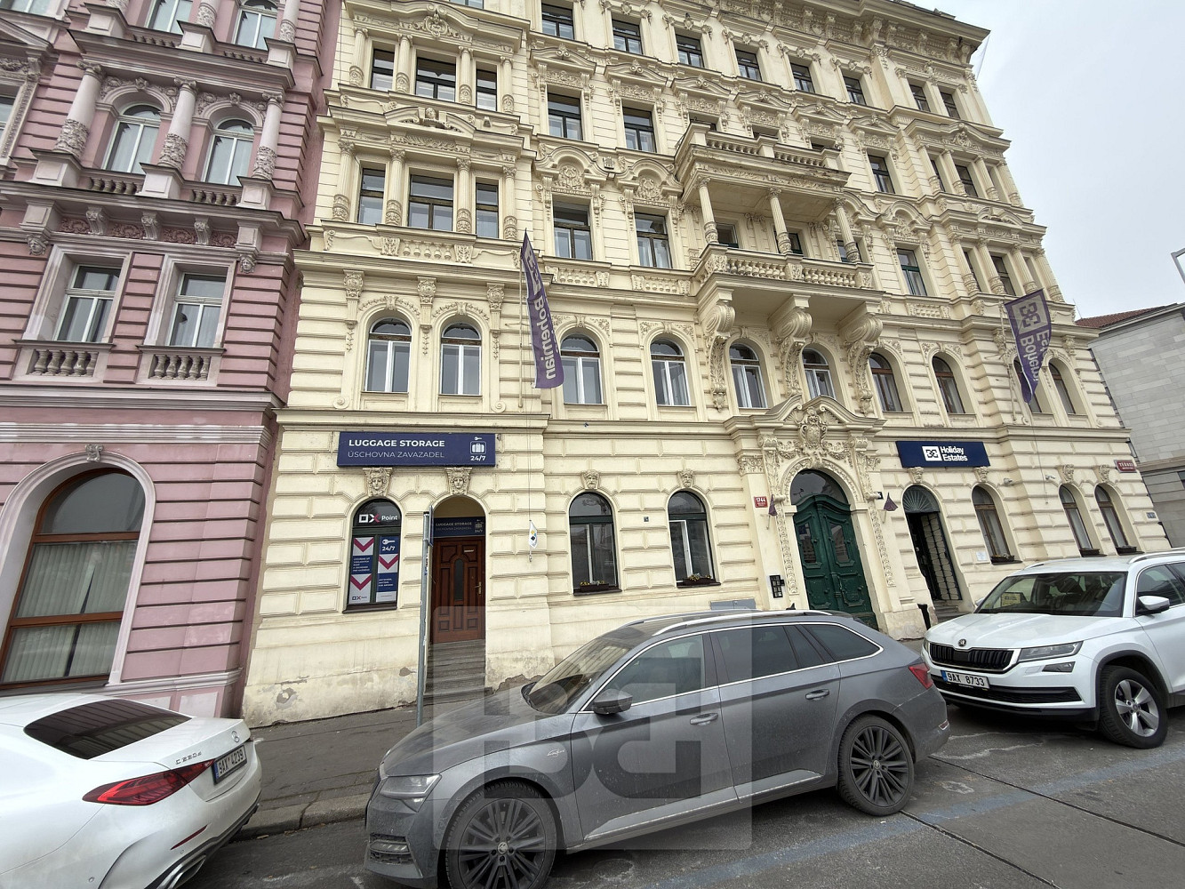 Pronájem kanceláře 37 m² — photo 2