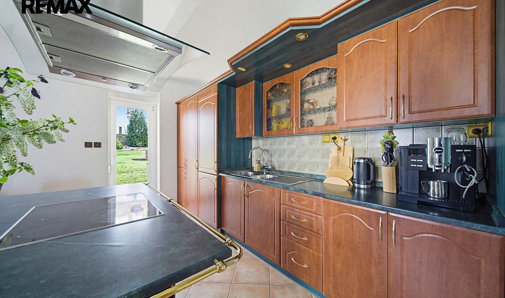 Prodej domu 410 m² s pozemkem 2 086 m², Odrava – náhled fotky 10