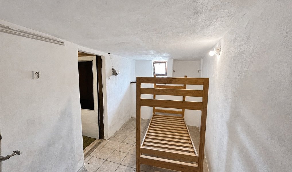 Pronájem bytu 3+1 127 m², Dešov – náhled fotky 10