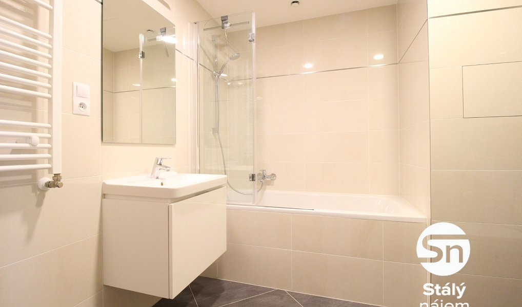 Pronájem bytu 2+kk 55 m², Praha – náhled fotky 2