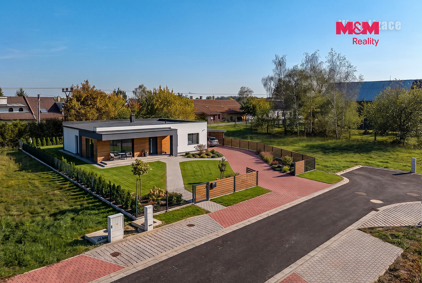 Prodej stavebního pozemku 811 m² – fotografie 3