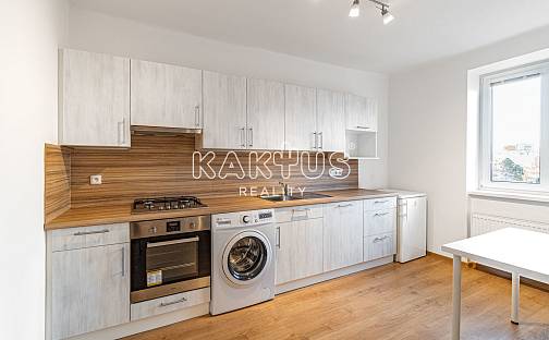 Pronájem bytu 2+1 62 m², Korunní, Ostrava - Mariánské Hory