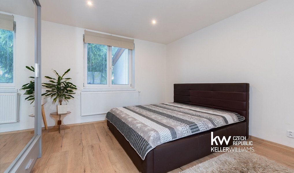 Prodej domu 176 m² s pozemkem 469 m², Dubí – náhled fotky 43