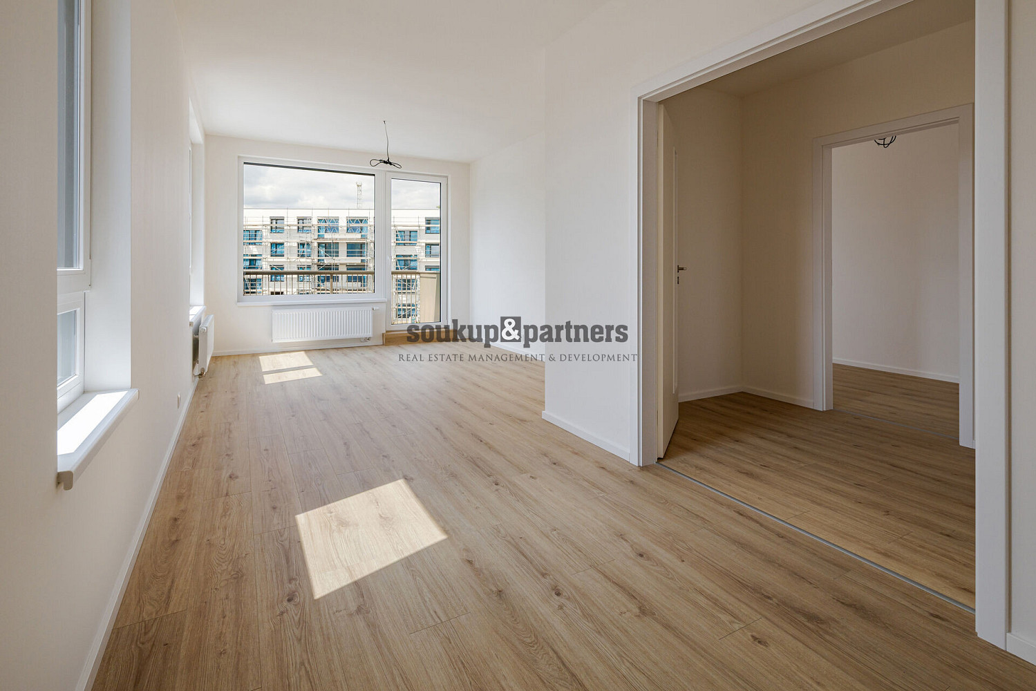 Pronájem bytu 2+kk 57 m² – fotografie 2