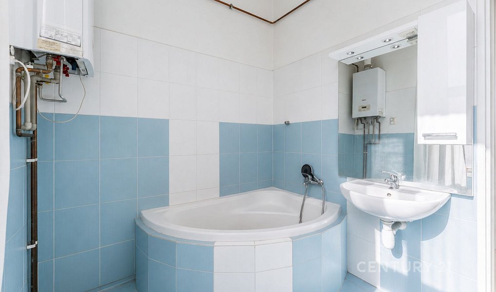 Prodej bytu 2+1 100 m², Praha – náhled fotky 11