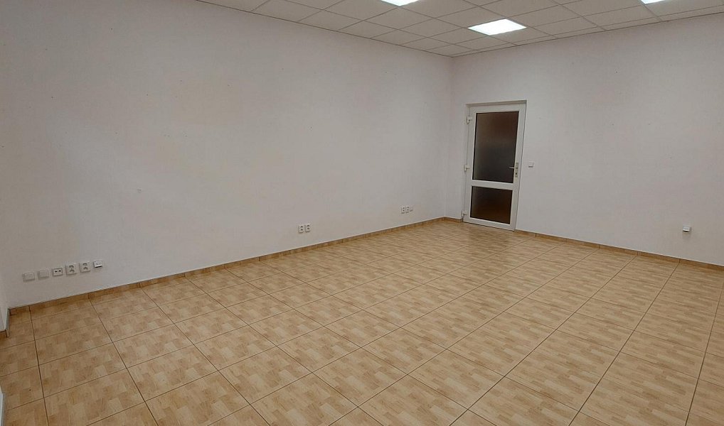 Pronájem kanceláře 32 m², Valašské Meziříčí – náhled fotky 6