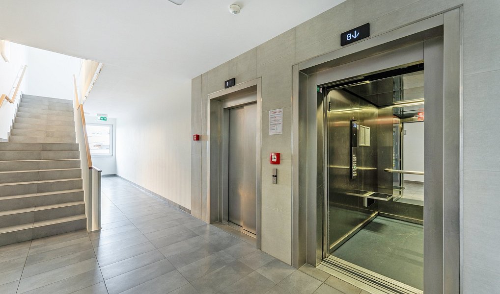 Prodej bytu 3+kk 99 m², Praha – náhled fotky 21