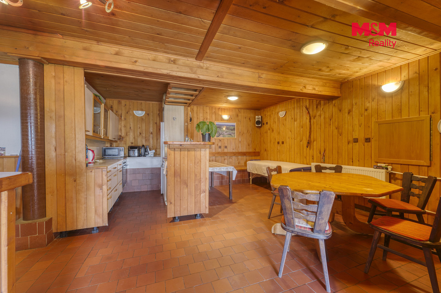 Prodej domu 622 m² s pozemkem 1 474 m² — photo 2