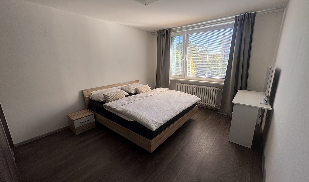 Pronájem bytu 3+1 68 m², Jičín – náhled fotky 10