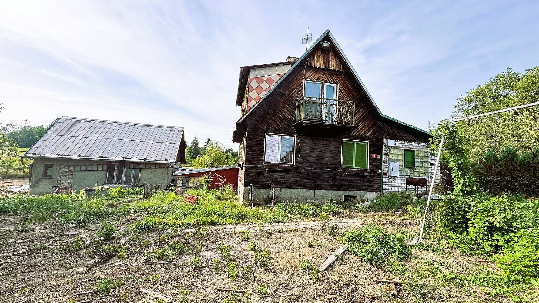 Prodej domu 105 m² s pozemkem 810 m² – fotografie 2