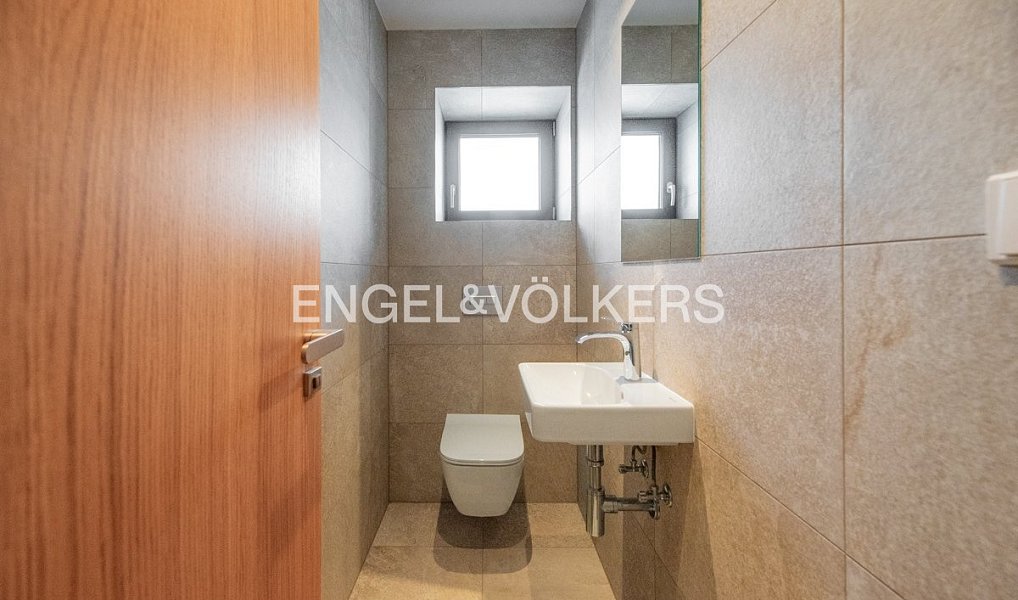 Pronájem domu 141 m² s pozemkem 301 m², Praha – náhled fotky 13