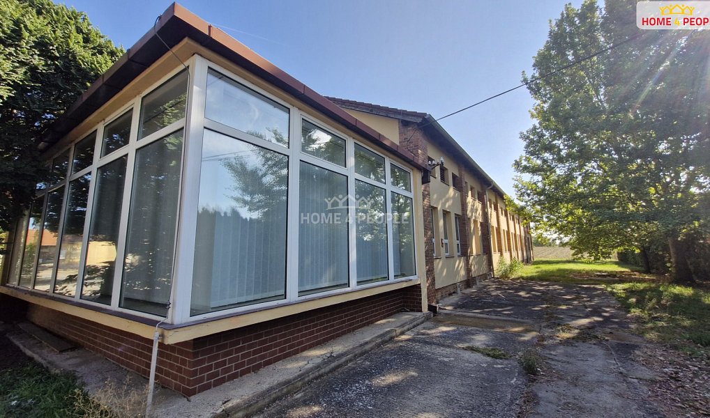 Prodej výrobních prostor 8 554 m², Branišovice – náhled fotky 3