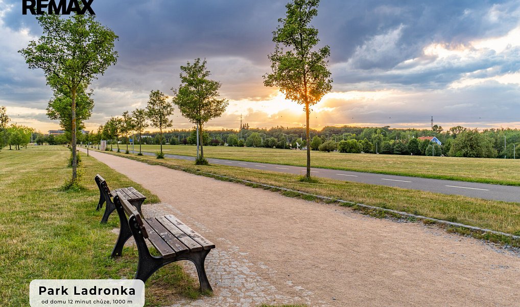 Prodej domu 148 m² s pozemkem 269 m², Praha – náhled fotky 34