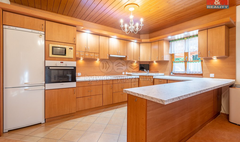 Prodej domu 250 m² s pozemkem 2 228 m², Vratimov – náhled fotky 4