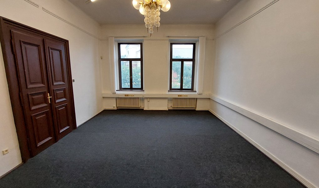 Pronájem kanceláře 31 m², Chrudim – náhled fotky 2