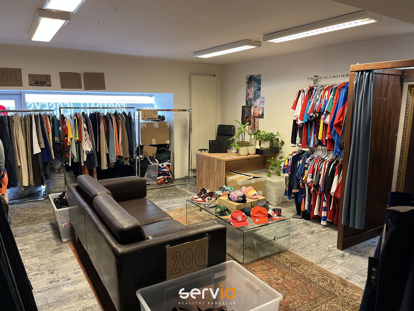Pronájem obchodních prostor 30 m² – fotografie 2