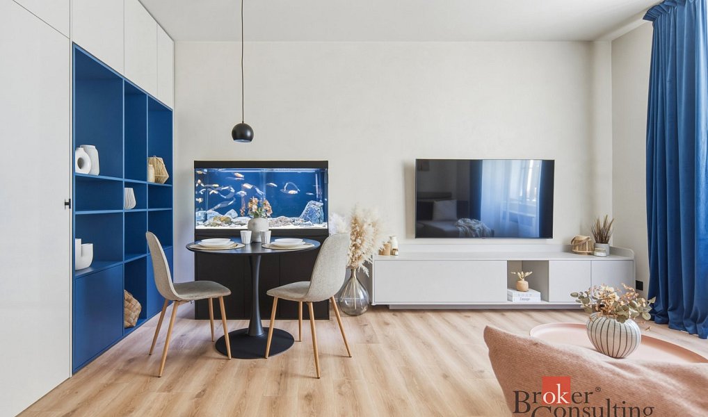 Prodej bytu 1+1 44 m², Praha – náhled fotky 2