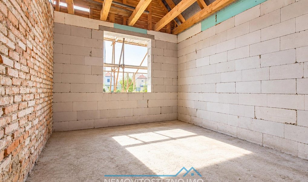 Prodej domu 200 m² s pozemkem 463 m², Vracovice – náhled fotky 10