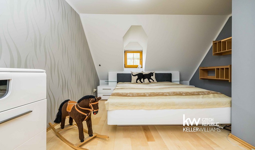 Prodej domu 450 m² s pozemkem 1 416 m², Teplice – náhled fotky 7