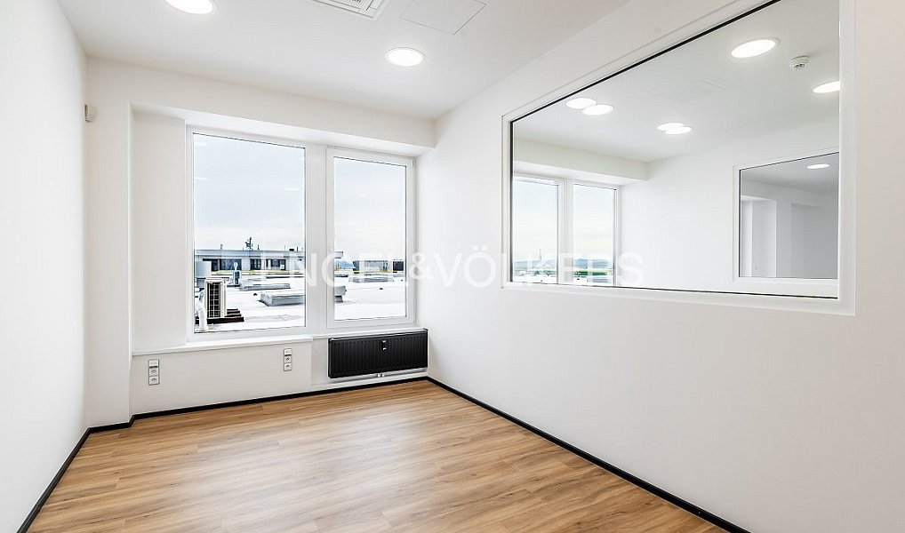 Pronájem kanceláře 147 m², Modletice – náhled fotky 6