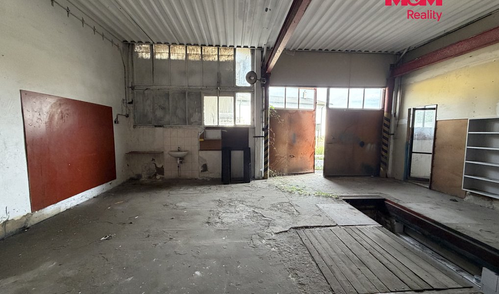 Prodej komerčního pozemku 3 387 m², Slaný – náhled fotky 7