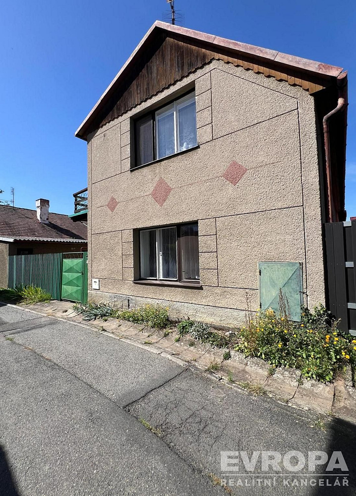 Prodej domu 175 m² s pozemkem 175 m²