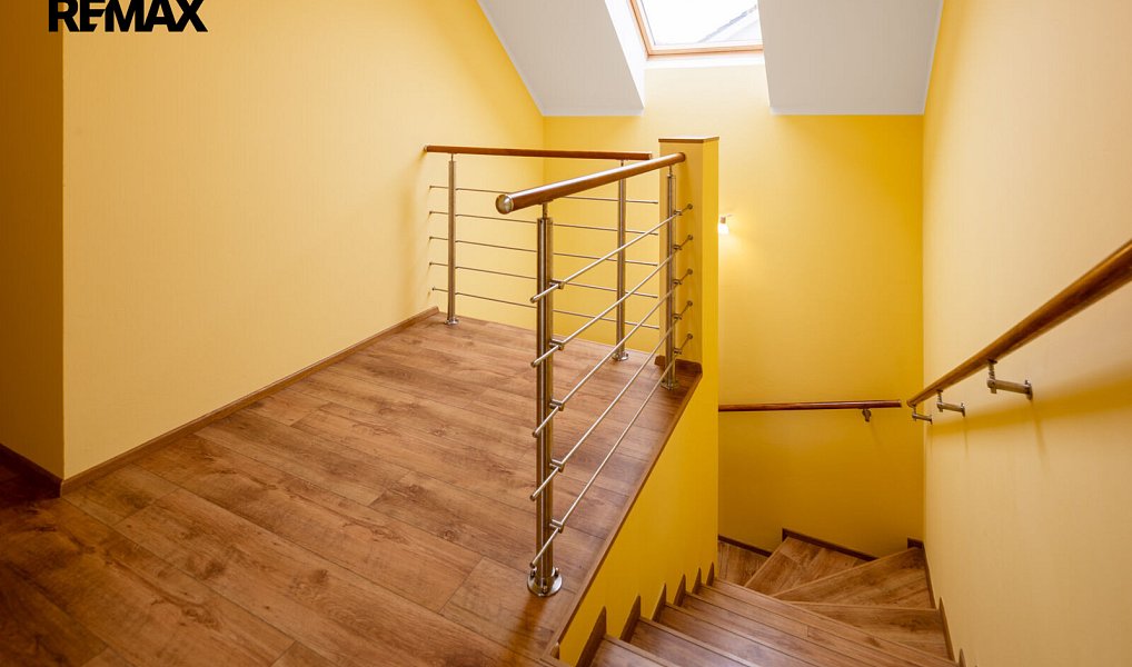 Prodej domu 205 m² s pozemkem 946 m², Jenišov – náhled fotky 16