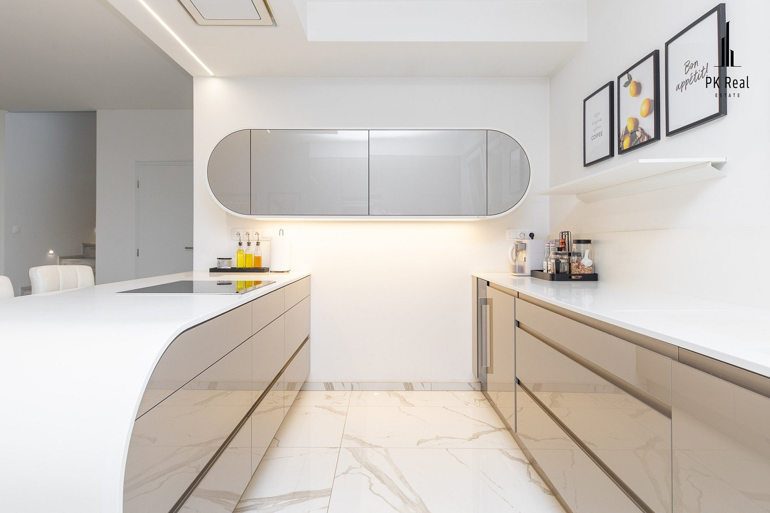 Prodej domu 136 m² s pozemkem 444 m² – fotografie 2