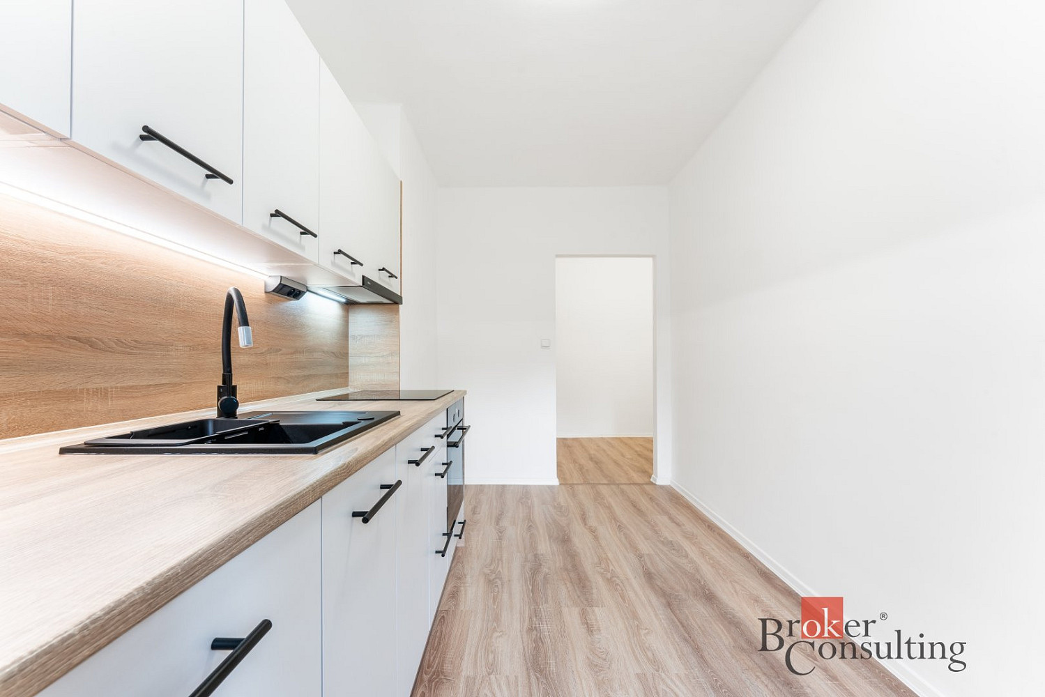Prodej bytu 3+1 82 m² — photo 3