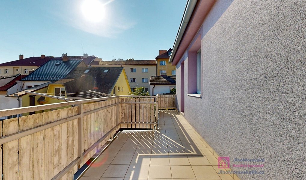 Prodej domu 188 m² s pozemkem 135 m², Hodonín – náhled fotky 17