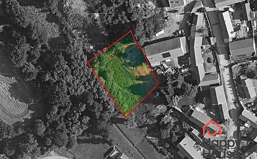 Prodej stavebního pozemku 2 000 m², Nučice, okres Praha-východ