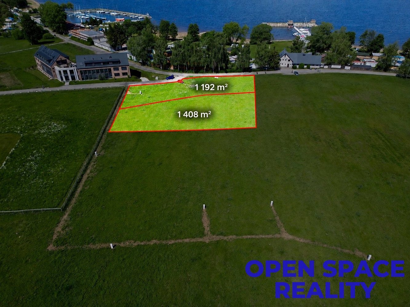 Prodej komerčního pozemku 2 600 m²