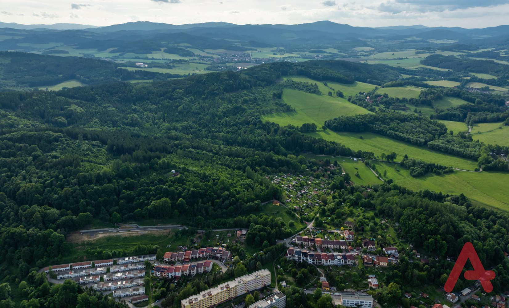 Prodej stavebního pozemku 4 615 m² – fotografie 3