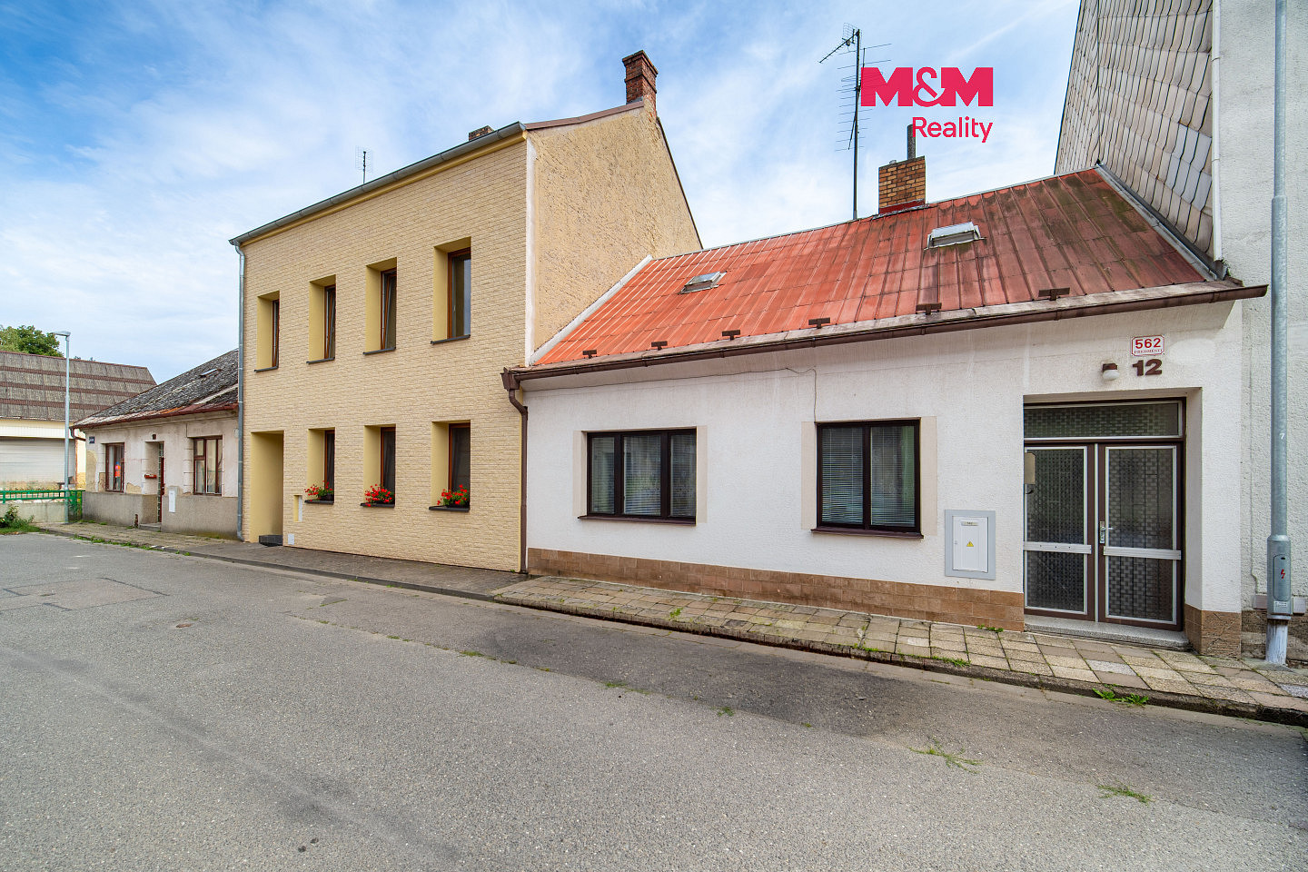 Prodej domu 130 m² s pozemkem 145 m²