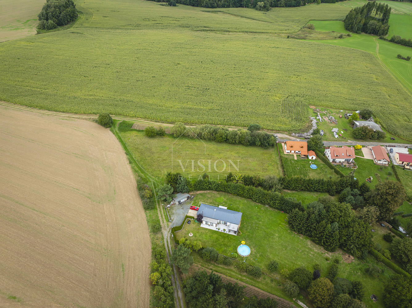 Prodej stavebního pozemku 1 500 m² – fotografie 3