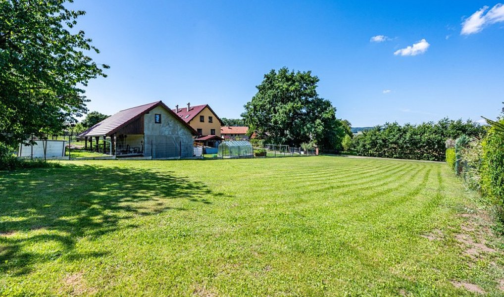 Prodej stavebního pozemku 926 m², Sedlec-Prčice – náhled fotky 5