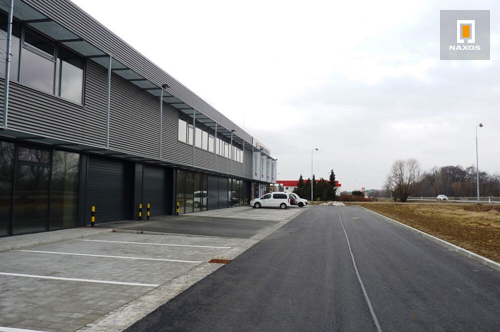 Pronájem obchodních prostor 363 m²
