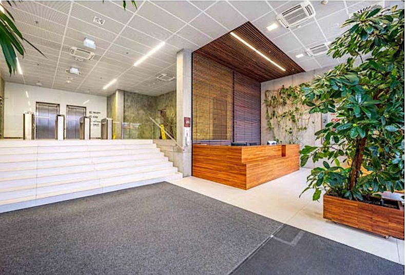 Pronájem kanceláře 902 m² – fotografie 2