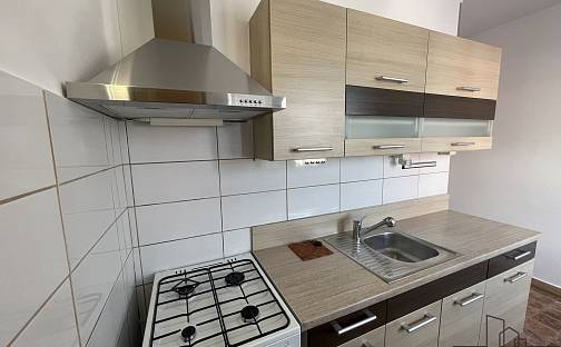 Pronájem bytu 3+1 55 m², Kollárova, Jihlava