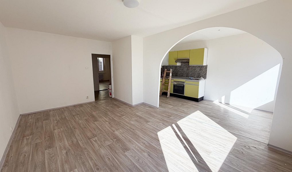 Prodej bytu 3+1 72 m², Krupka – náhled fotky 4