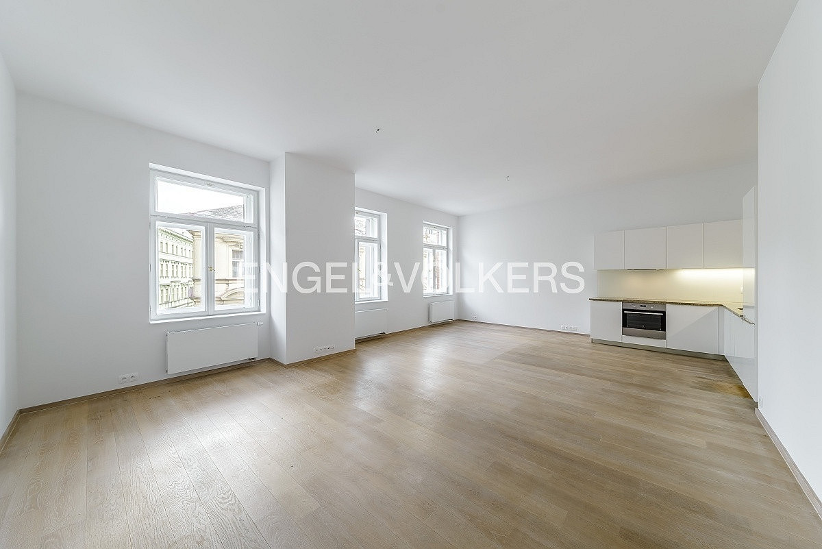 Pronájem bytu 3+kk 102 m²