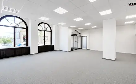 Pronájem obchodních prostor 192 m², 1. máje, Liberec - Liberec III-Jeřáb