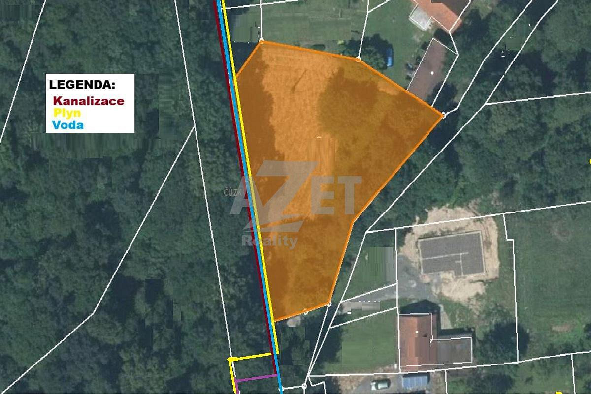 Prodej stavebního pozemku 1 758 m² – fotografie 2