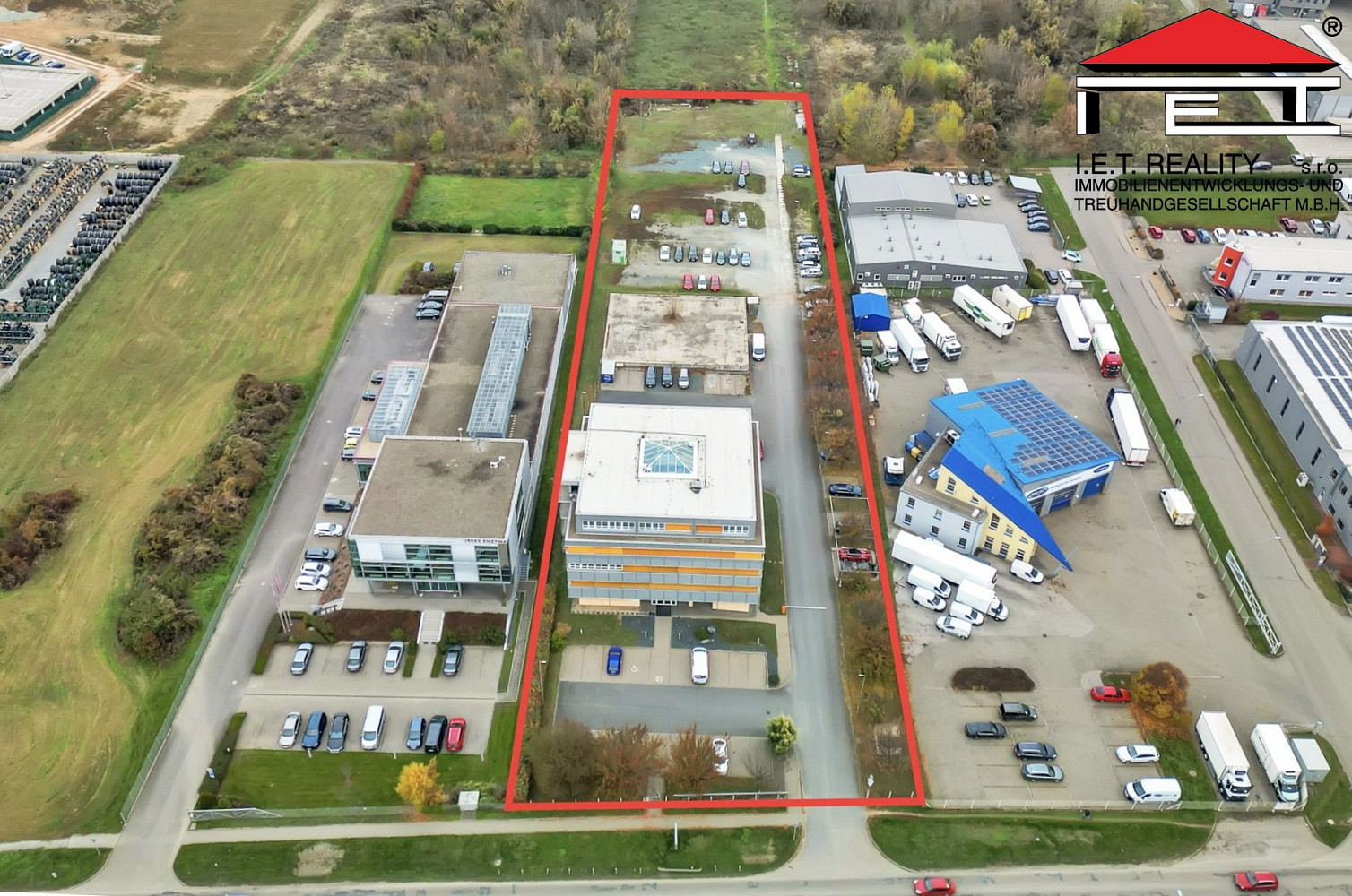 Pronájem kanceláře 2 481 m² – fotografie 3