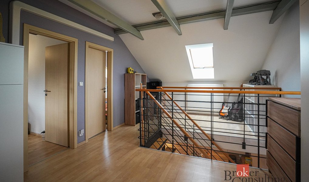 Prodej bytu 4+kk 111 m², Řitka – náhled fotky 7