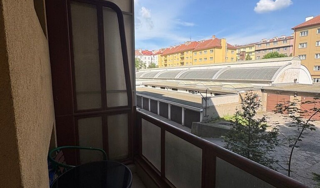 Prodej bytu 2+1 74 m², Praha – náhled fotky 17